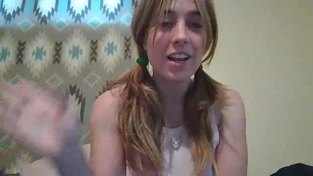 Snapshot of Ginxo chatting on January 10, 2026, 5:37 pm Ginxo online show from January 10, 2026, 5:37 pm