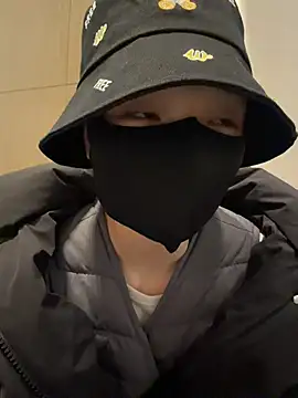 ZJbaby online show from March 10, 2026, 1:05 pm