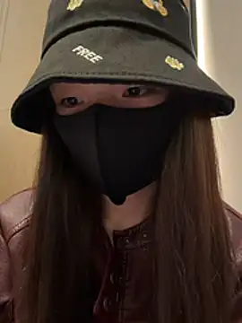 ZJbaby online show from April 9, 2026, 1:49 pm