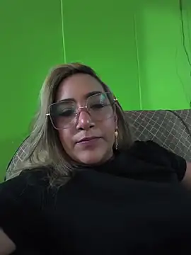 IsabelaAcosta online show from March 24, 2026, 7:19 pm