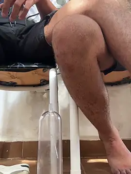 Snapshot of LontraAndBear chatting on March 14, 2026, 6:02 pm LontraAndBear online show from March 14, 2026, 6:02 pm