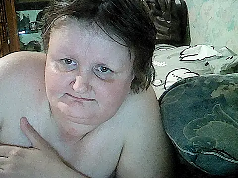 nataly4560 online show from April 30, 2026, 9:19 pm