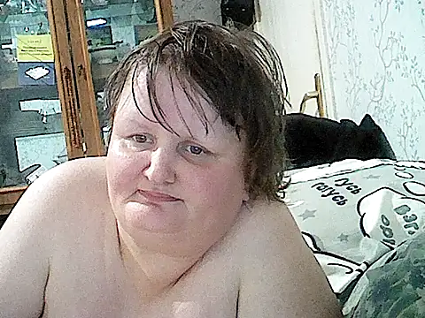 nataly4560 online show from June 18, 2026, 9:30 pm