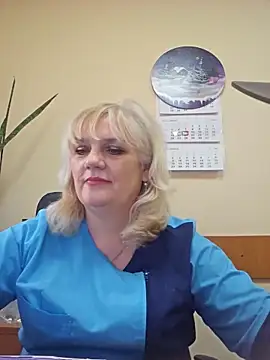 AliceStar333 online show from February 18, 2026, 5:47 am