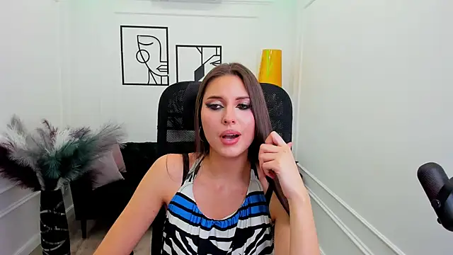 Snapshot of LeslieSvilti chatting on January 15, 2026, 11:48 am LeslieSvilti online show from January 15, 2026, 11:48 am