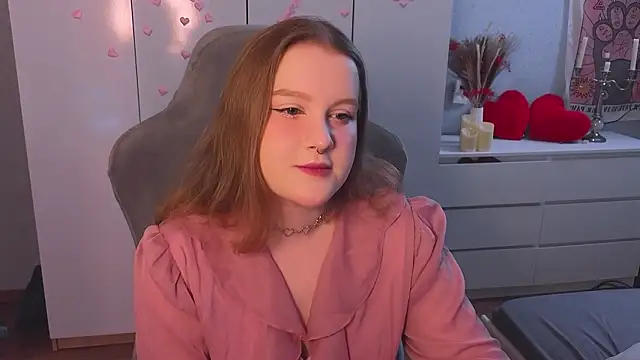 Snapshot of Ol1via chatting on February 13, 2026, 1:45 am Ol1via online show from February 13, 2026, 1:45 am