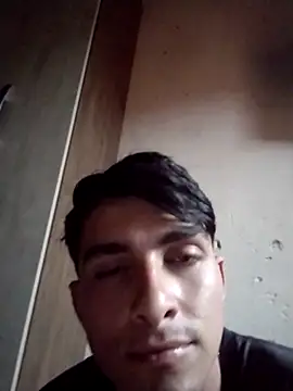 Snapshot of Fefe2805 chatting on February 25, 2026, 8:29 pm Fefe2805 online show from February 25, 2026, 8:29 pm