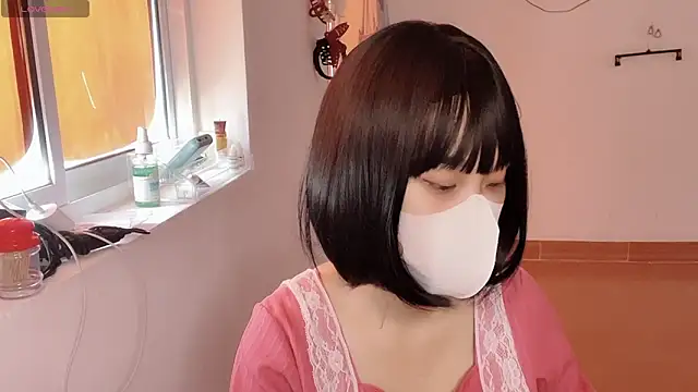 Snapshot of Tieu-May chatting on February 3, 2026, 7:13 am Tieu-May online show from February 3, 2026, 7:13 am