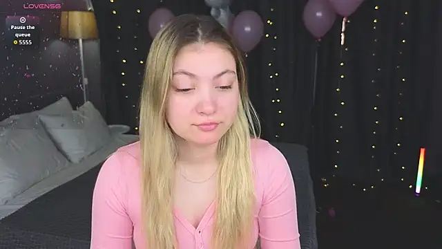 Angel  Grace online show from April 2, 2026, 12:08 am