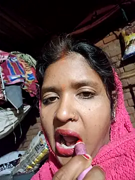 Snapshot of Horny-Rashi chatting on February 10, 2026, 3:27 pm Horny-Rashi online show from February 10, 2026, 3:27 pm