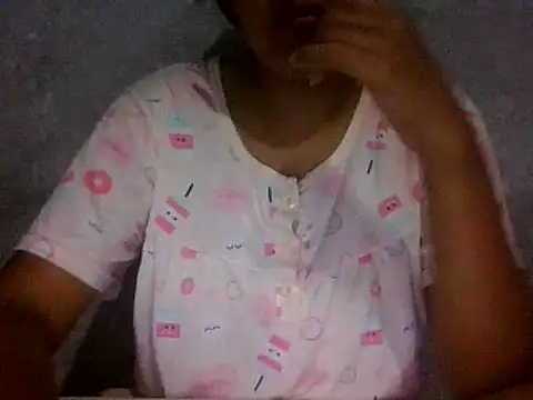 Snapshot of Kandysweety_2 chatting on July 14, 2026, 2:38 am Kandysweety 2 online show from July 14, 2026, 2:38 am