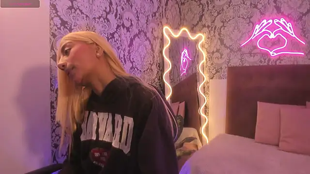 IRINA TAY1 online show from March 2, 2026, 4:03 am