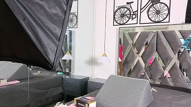 SalomeWilson online show from January 10, 2026, 8:21 pm