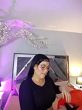 Astrid williams online show from March 11, 2026, 2:28 am