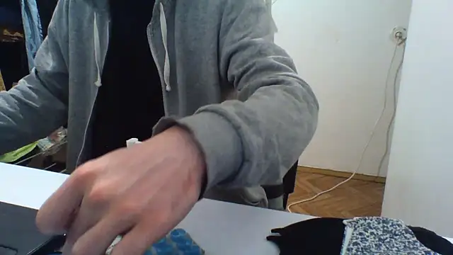 KaelNox online show from March 13, 2026, 6:14 pm