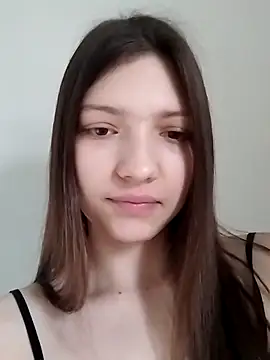 LunaTori456 online show from April 7, 2026, 7:09 am