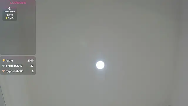 laura rouse7 online show from May 16, 2026, 1:02 am