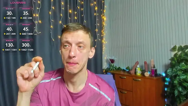 Snapshot of Jamie_Inked chatting on February 18, 2026, 4:08 am Jamie Inked online show from February 18, 2026, 4:08 am