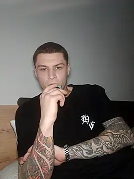 Snapshot of bulochnik chatting on January 6, 2026, 11:18 pm bulochnik online show from January 6, 2026, 11:18 pm