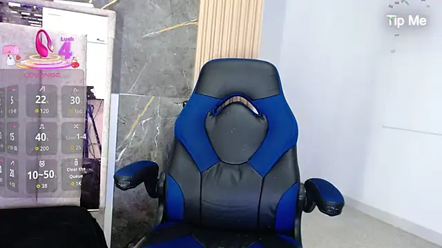 nina wood11 online show from February 24, 2026, 6:44 am