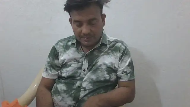 Snapshot of KUMA_500 chatting on April 10, 2026, 9:14 am KUMA 500 online show from April 10, 2026, 9:14 am