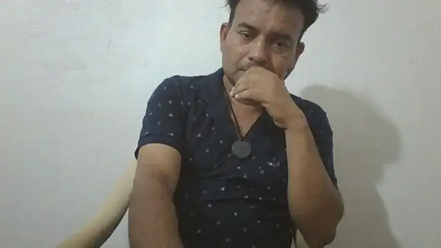 Snapshot of KUMA_500 chatting on April 12, 2026, 12:54 pm KUMA 500 online show from April 12, 2026, 12:54 pm