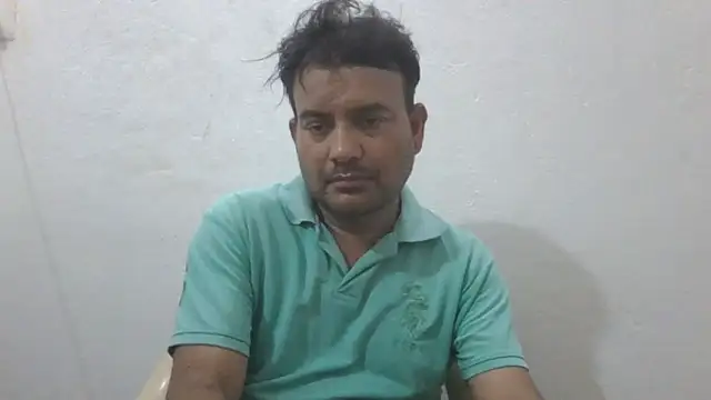 Snapshot of KUMA_500 chatting on April 15, 2026, 2:13 pm KUMA 500 online show from April 15, 2026, 2:13 pm