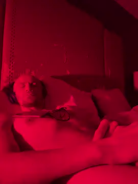 Snapshot of cloudyplay661 chatting on March 21, 2026, 6:51 am cloudyplay661 online show from March 21, 2026, 6:51 am