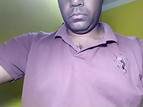 Snapshot of Lucky___05 chatting on February 21, 2026, 2:29 pm Lucky 05 online show from February 21, 2026, 2:29 pm