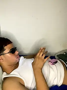 lzinho9153 online show from February 9, 2026, 3:10 am