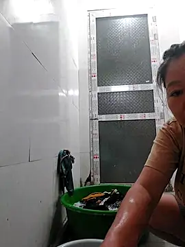 donaaa2 online show from February 7, 2026, 9:02 am