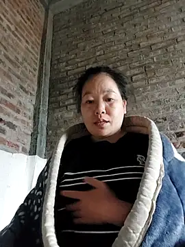 donaaa2 online show from March 13, 2026, 7:37 am