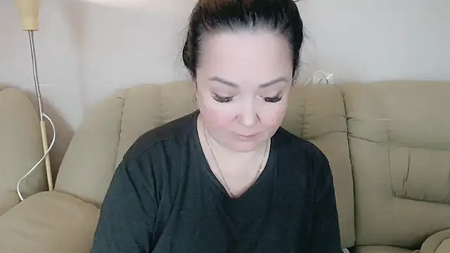 infinity loveliness online show from February 16, 2026, 6:42 am