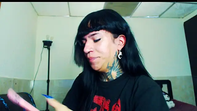 jazmin wolf online show from February 26, 2026, 12:15 pm