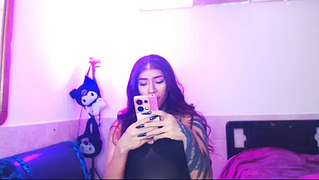 jazmin wolf online show from April 14, 2026, 1:06 pm