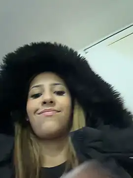 vicky bass  online show from March 29, 2026, 2:22 am