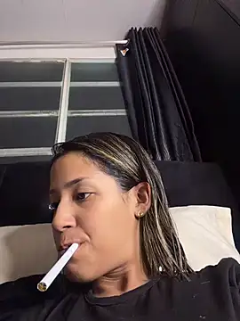 Snapshot of vicky_bass_ chatting on June 21, 2026, 3:31 am vicky bass online show from June 21, 2026, 3:31 am