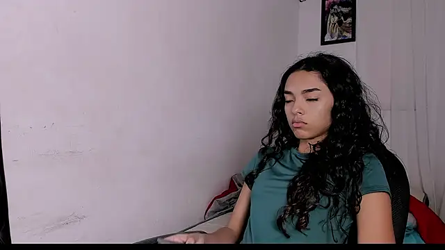 Snapshot of hazel_slim chatting on March 1, 2026, 6:43 pm hazel slim online show from March 1, 2026, 6:43 pm