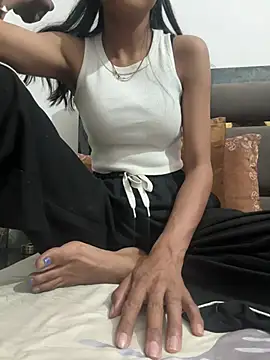 hina 001 online show from February 25, 2026, 4:38 pm