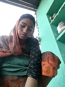 lodhi8080 online show from April 14, 2026, 1:00 am