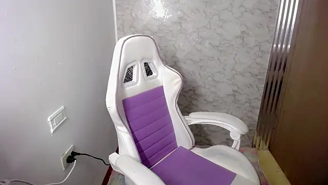 Scarleta01 online show from January 14, 2026, 12:55 pm