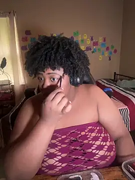 Chocolatebunnyxx96 online show from May 20, 2026, 3:40 pm