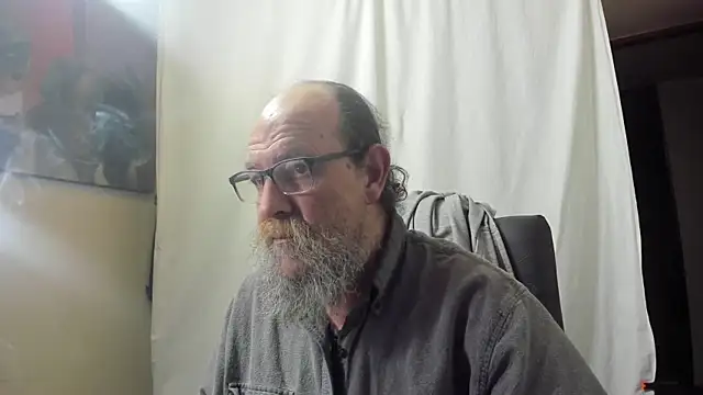 Uncle Hottie online show from January 5, 2026, 11:41 pm