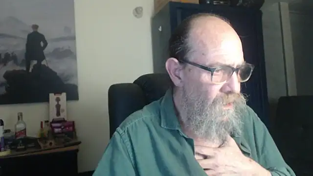 Uncle Hottie online show from July 12, 2026, 4:14 am