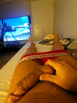 sensualman90 online show from May 10, 2026, 10:04 pm