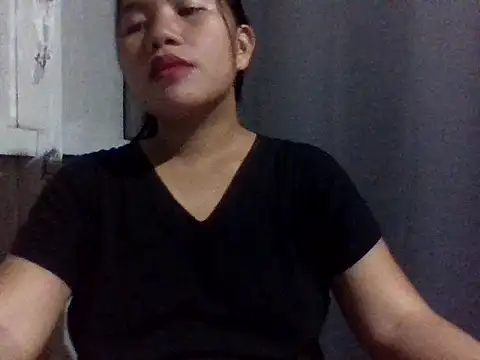 sweetprinces08 online show from April 3, 2026, 11:52 am