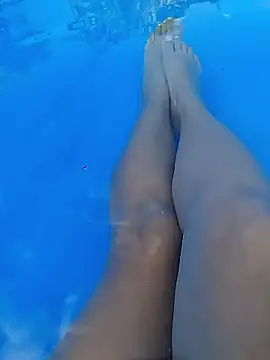 Velmoramoon11 online show from January 10, 2026, 10:25 pm