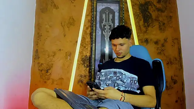 Snapshot of Lucas_hot_20 chatting on February 22, 2026, 7:34 pm Lucas hot 20 online show from February 22, 2026, 7:34 pm