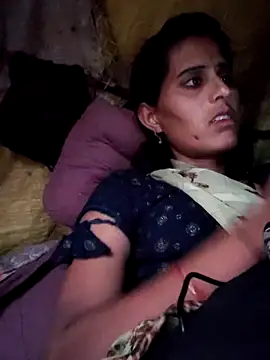 Bhavna8080 online show from February 2, 2026, 12:37 pm