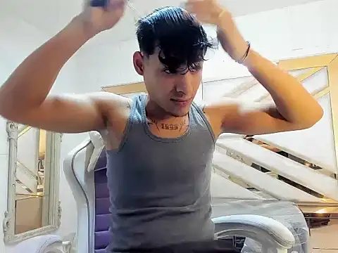 Snapshot of MaxStar26 chatting on January 13, 2026, 2:44 pm MaxStar26 online show from January 13, 2026, 2:44 pm